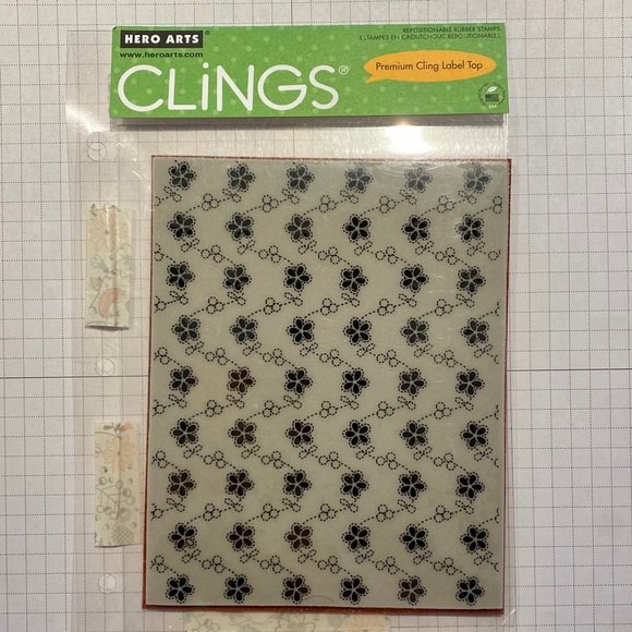 Large « Small Stitch Flowers » Background Stamp by Hero Arts - Picture 4 of 7